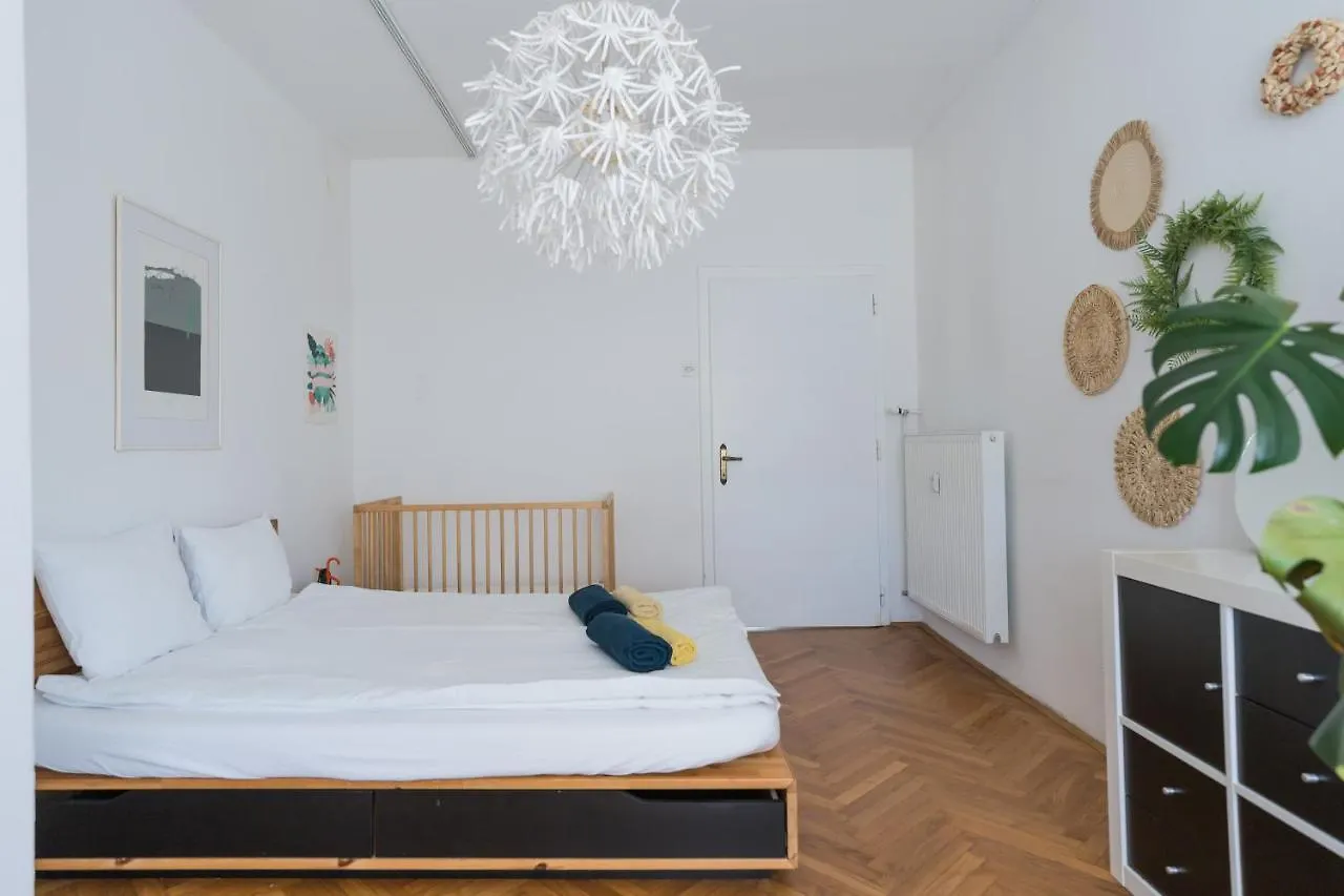 Family Apartment In The City Centre - Free Parking Garage Ljubljana